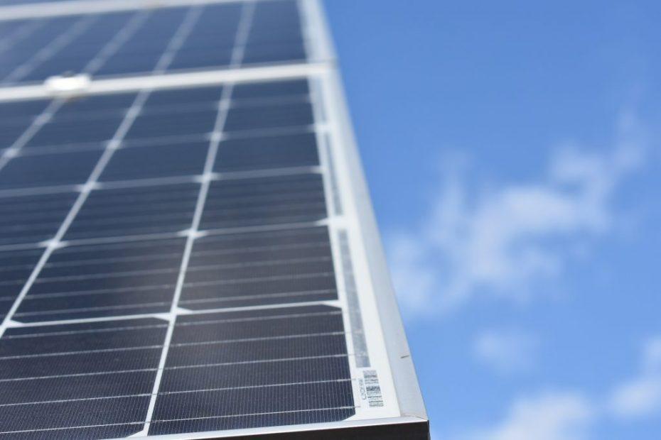 Placa solar fotovoltaica para un mejor autoconsumo sostenible